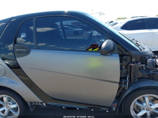 Smart 2015 2015 WMEEJ3BA7FK798182 Image 14