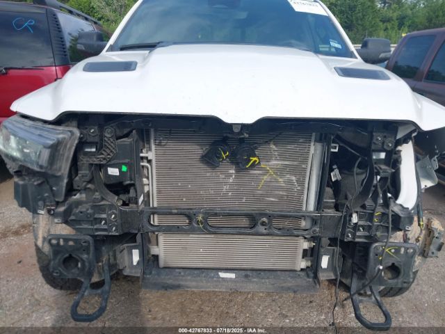 2025 RAM 1500 1C6SRFLP1SN576994 Photo 5
