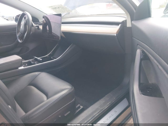 2019 TESLA MODEL 3 5YJ3E1EA0KF395341 Photo 4