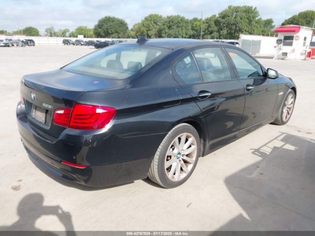 2011 BMW 528I WBAFR1C51BDS36002 Photo 3