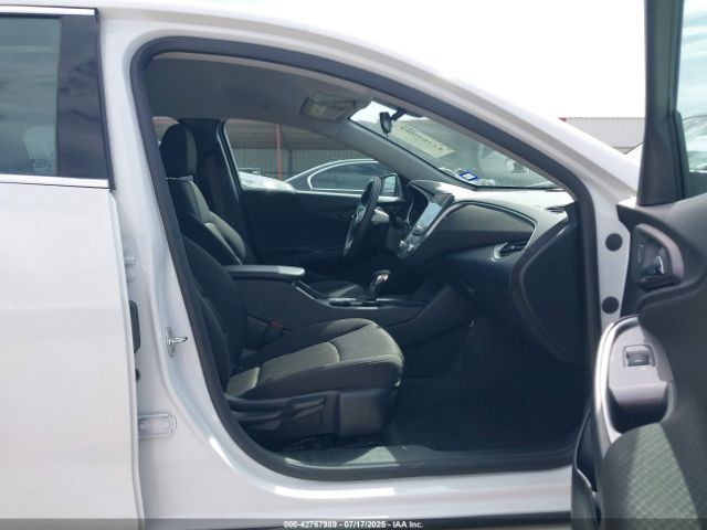2025 CHEVROLET MALIBU 1G1ZD5ST1SF155679 Photo 4