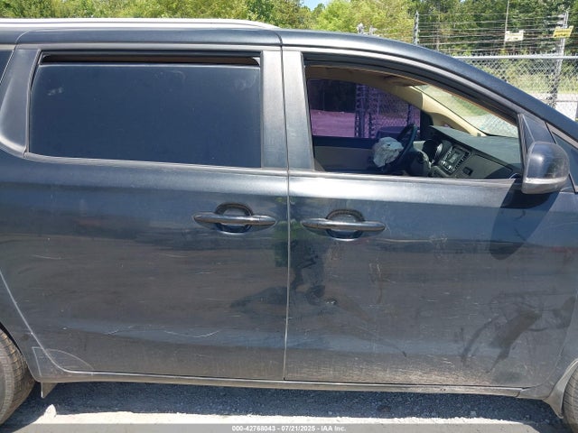 KIA SEDONA LX 2016 KNDMB5C17G6212995 Image 14