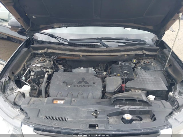 2016 MITSUBISHI OUTLANDER JA4AD3A33GZ003591 Photo 9