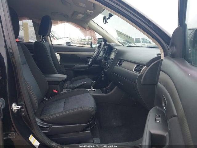 2016 MITSUBISHI OUTLANDER JA4AD3A33GZ003591 Photo 4