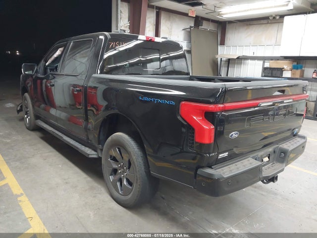 Ford 2023 2023 1FTVW1EV5PWG04441 Image 3