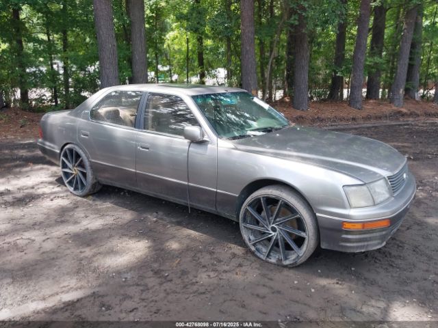 1995 LEXUS LS JT8UF22E9S0018339 Photo 0