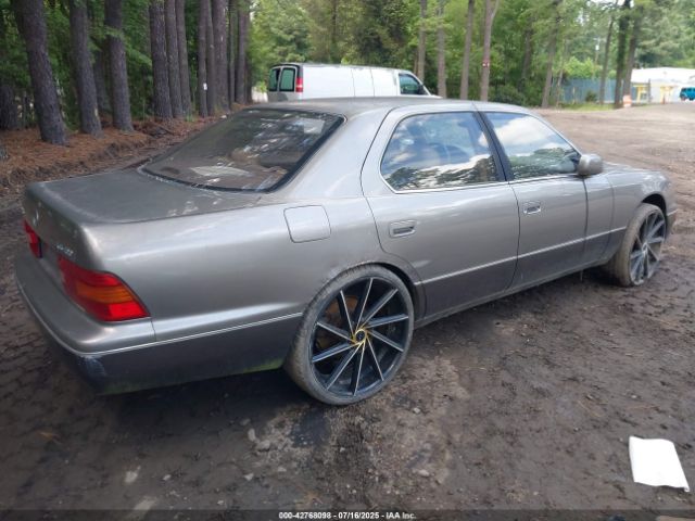 1995 LEXUS LS JT8UF22E9S0018339 Photo 3