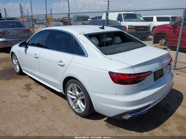 2022 AUDI A4 WAUEAAF47NN015119 Photo 2