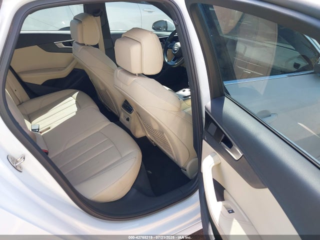 2022 AUDI A4 WAUEAAF47NN015119 Photo 7