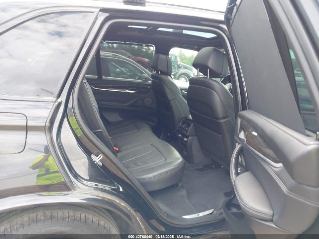 2018 BMW X5 5UXKR6C51J0U15353 Photo 7