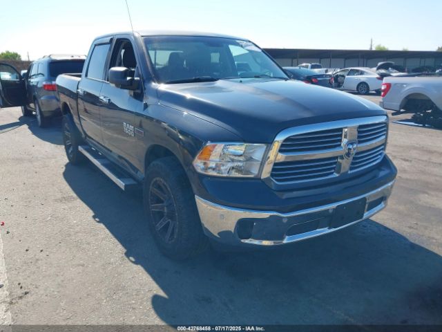 2015 RAM 1500 1C6RR7LM5FS568642