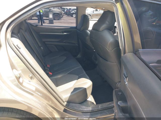2018 TOYOTA CAMRY 4T1B11HK1JU599790 Photo 7