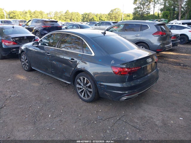 2022 AUDI A4 WAUABAF49NN006319 Photo 2