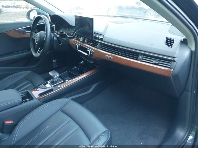 2022 AUDI A4 WAUABAF49NN006319 Photo 4
