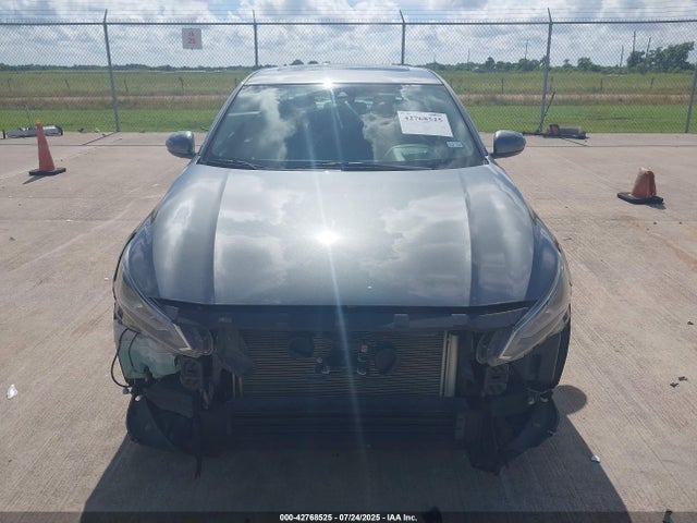 Nissan 2019 2019 1N4BL4EV4KC223788 Image 12