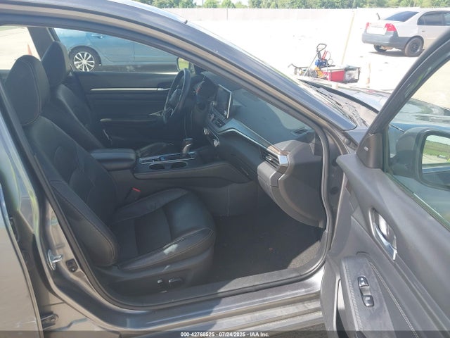 Nissan 2019 2019 1N4BL4EV4KC223788 Image 5