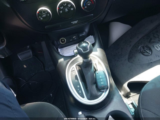 KIA g 2018 KNDJN2A2XJ7606254 Image 11