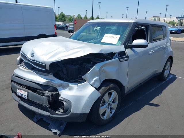 KIA g 2018 KNDJN2A2XJ7606254 Image 2