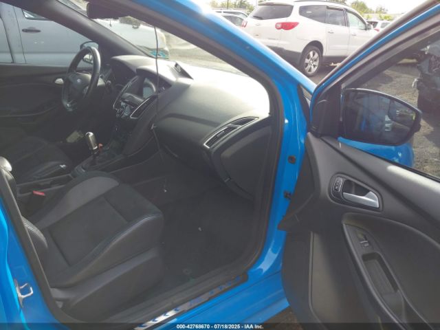 2016 FORD FOCUS RS WF0DP3TH0G4115939 Photo 4