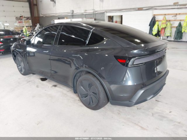 2026 TESLA MODEL Y 7SAYGDEE8TF344050 Photo 2