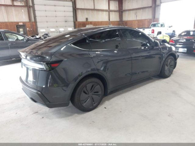 2026 TESLA MODEL Y 7SAYGDEE8TF344050 Photo 3