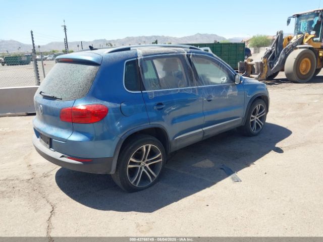2017 VOLKSWAGEN TIGUAN WVGWV7AX7HK013579 Photo 3