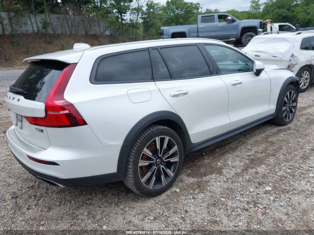2021 VOLVO V60 CROSS COUNTRY YV4102WK9M1072076 Photo 3