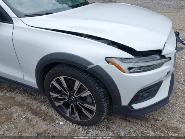 2021 VOLVO V60 CROSS COUNTRY YV4102WK9M1072076 Photo 5