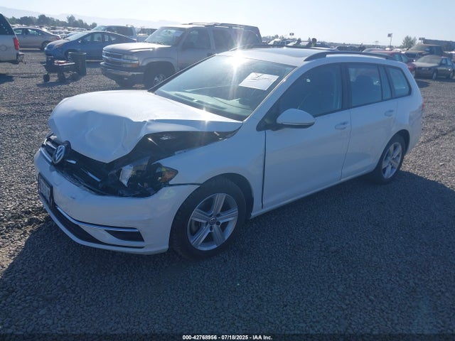 3VWD17AU9JM755698 Volkswagen GOLF SPORTWAGEN