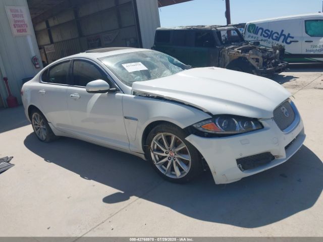 2015 JAGUAR XF SAJWA0FS1FPU86626 Photo 0