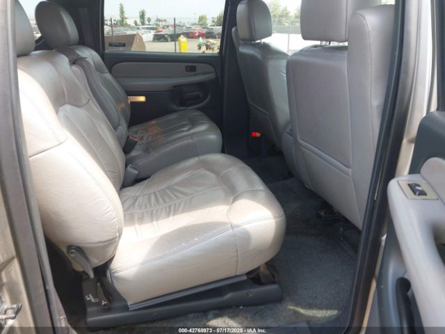 2001 CHEVROLET SUBURBAN 1500 3GNEC16T81G166386 Photo 7