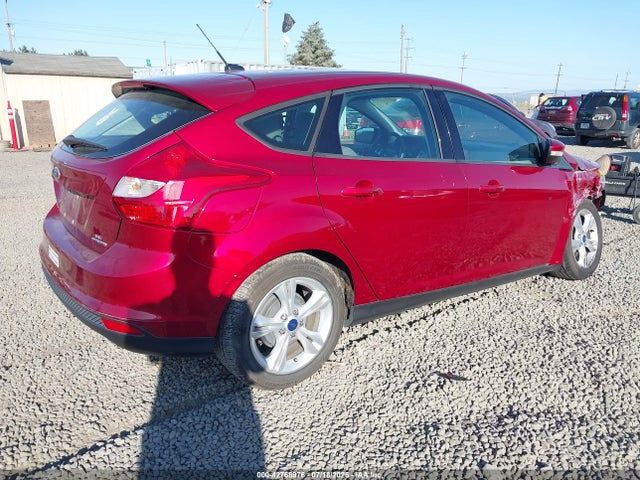 Ford Focus 2014 1FADP3K28EL359671 Image 4