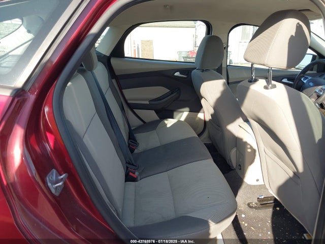 Ford Focus 2014 1FADP3K28EL359671 Image 8