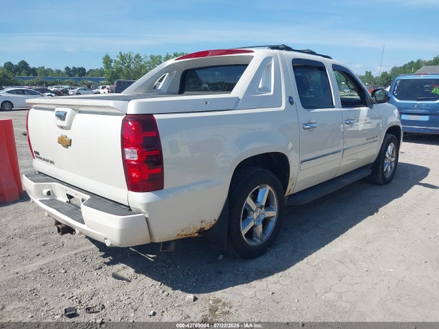 2013 Chevrolet Avalanche Ltz მანქანა იყიდება აუქციონზე, vin: 3GNTKGE77DG339661, აუქციონის ნომერი: 42769004