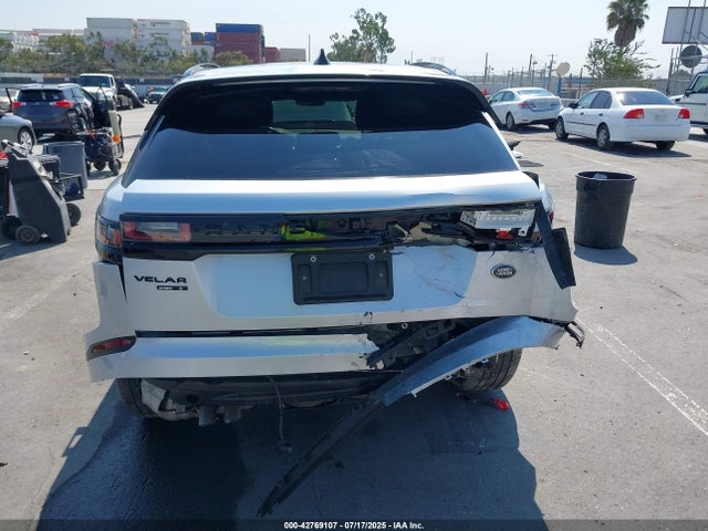 Land Rover aj20d 2019 SALYB2EN5KA204764 Image 17