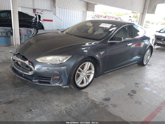 2015 TESLA MODEL S 5YJSA1S12FF100404 Photo 1