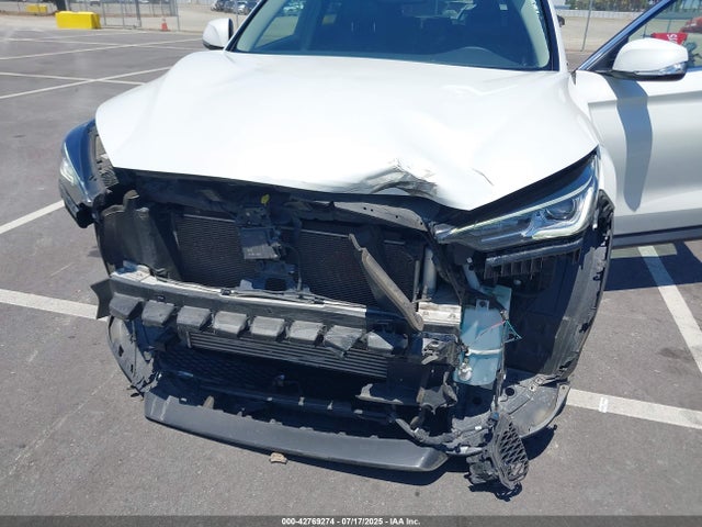 Infiniti 2022 2022 3PCAJ5BB3NF117559 Image 6