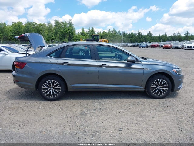Volkswagen 1.8 tsi 2019 3VWE57BU3KM244464 Image 13