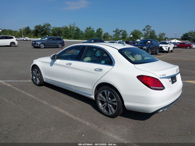 2021 MERCEDES-BENZ C 300 W1KWF8EB4MR618818 Photo 2