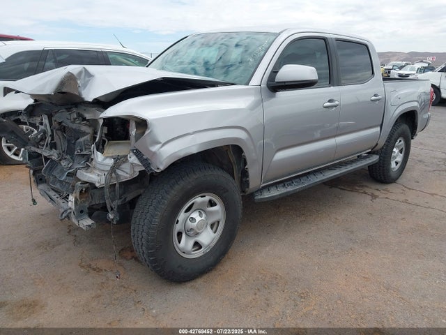 5TFAX5GN7JX118893 Toyota 2tr-fe