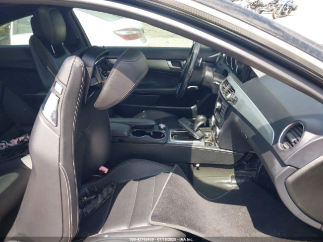 2013 MERCEDES-BENZ C 250 WDDGJ4HB4DF960262 Photo 4