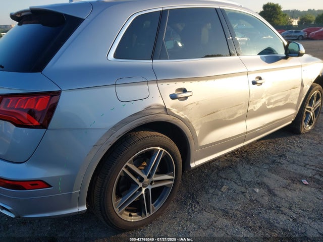 WA1A4AFY1J2219318 Audi SQ5