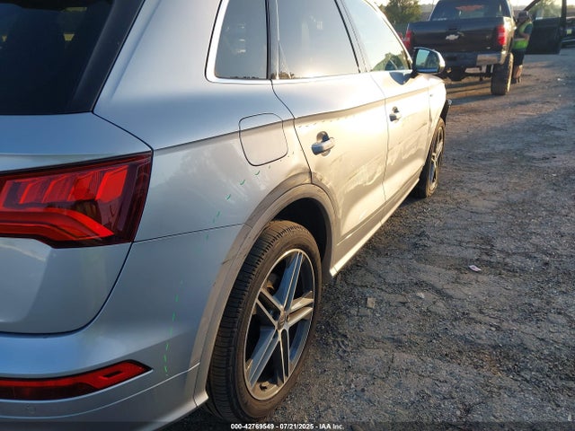 WA1A4AFY1J2219318 Audi SQ5