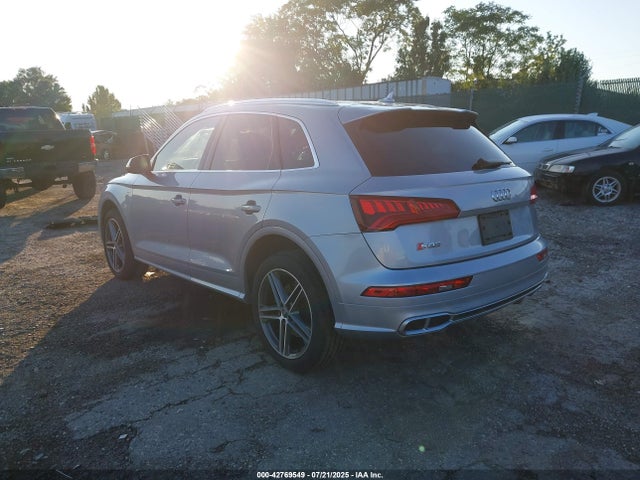 WA1A4AFY1J2219318 Audi SQ5