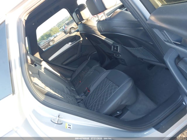 WA1A4AFY1J2219318 Audi SQ5