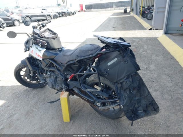 2019 INDIAN MOTORCYCLE CO. FTR 56KRTA223K3152482 Photo 2