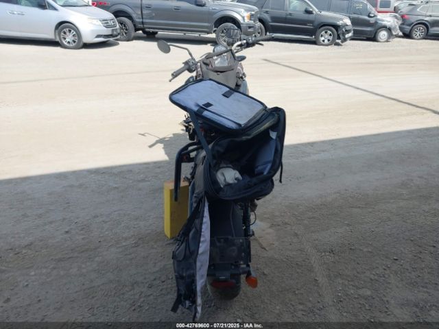 2019 INDIAN MOTORCYCLE CO. FTR 56KRTA223K3152482 Photo 5