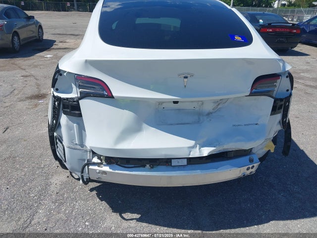 2023 TESLA MODEL Y 7SAYGDEE1PA160197 Photo 5