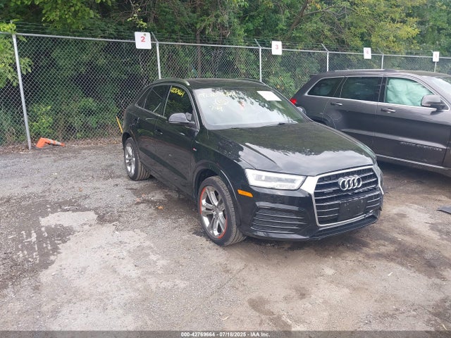 2016 AUDI Q3 WA1GFCFS0GR016402 Photo 0