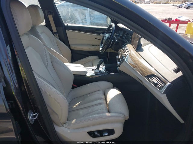 WBAJA5C51KBX86756 BMW 530I